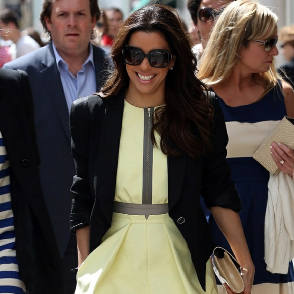 SALVATORE FERRAGAMO 57mm Oversized Sunglasses - Picture 4 of 11